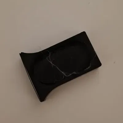 Giá đỡ thước kẻ an toàn khi cắt kính