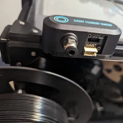 Cảm biến filament thông minh BTT gắn trên máy in Voron 2020