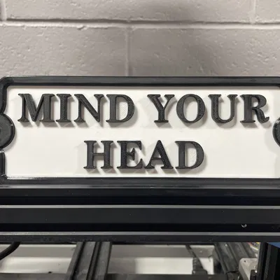 Biển báo "Chú Ý Đầu" in hai màu