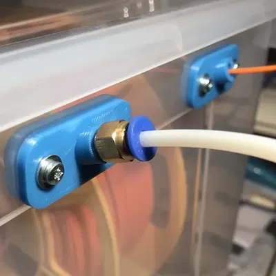 Máy cấp liệu khô góc với nguồn cấp