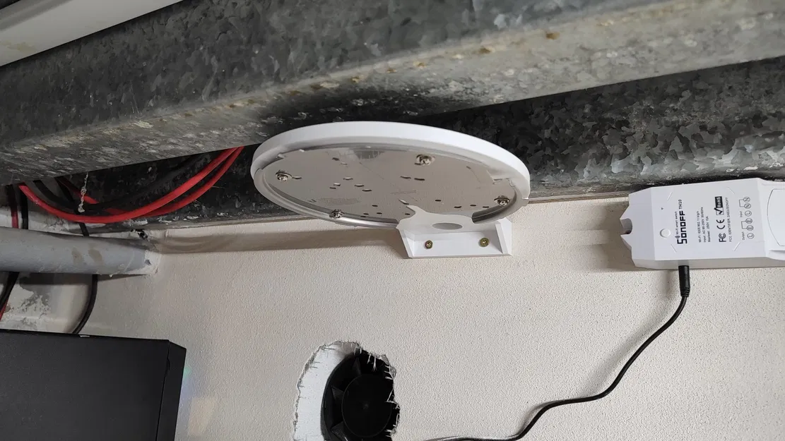 Giá đỡ tường Unifi6 LR cho điểm truy cập WiFi - Image 1