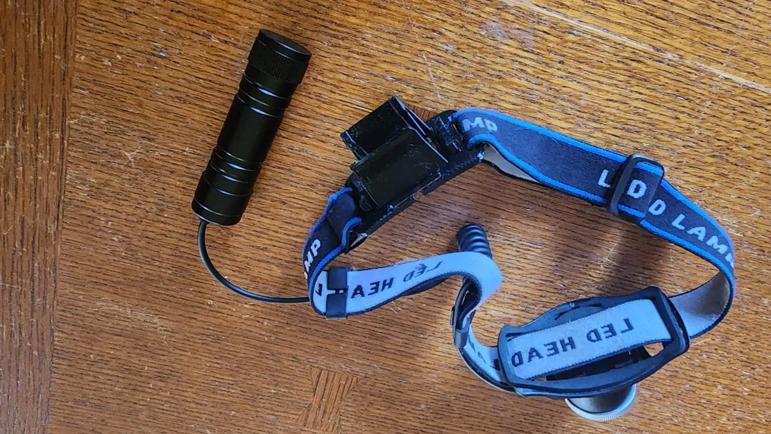 Kẹp pin thay thế cho đèn pin Osprey 600 Lumens - Image 6