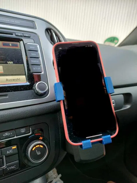 Giá đỡ điện thoại VW được thiết kế tương thích với iPhone 13 và các điện thoại lớn khác. - Image 2