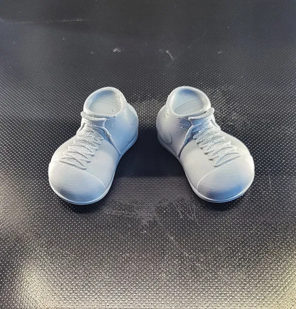 Giày thể thao hoạt hình độc đáo cho mô hình 3D - Image 2
