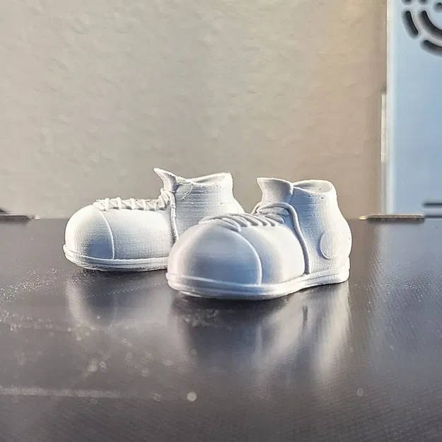 Giày thể thao hoạt hình độc đáo cho mô hình 3D - Image 3