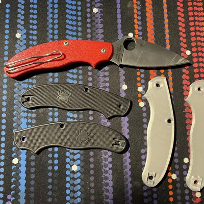 Tay cầm dao Spyderco Black Leaf màu đen