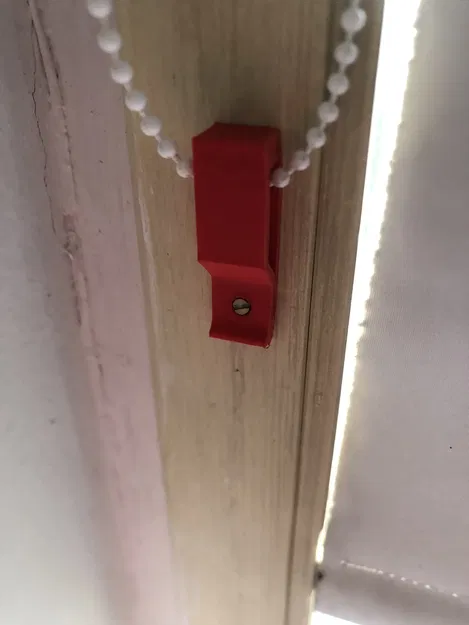 Giá đỡ dây cho rèm cuốn với lỗ vít 3mm và đầu trụ 5mm - Image 1