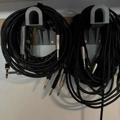 Giá treo cáp gắn tường cho phòng thu âm