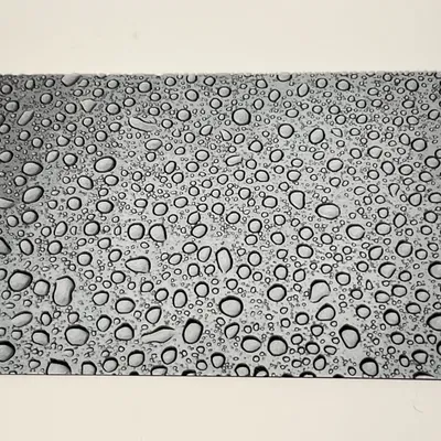 Mô hình nghệ thuật trừu tượng mưa trong Hue Forge