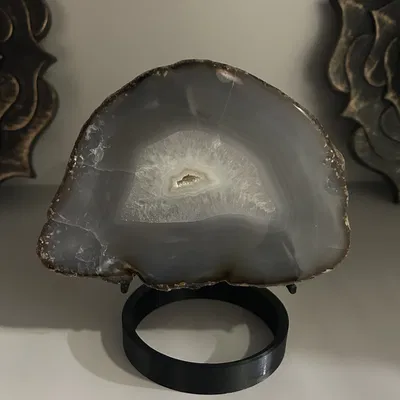 Giá đỡ trưng bày hai phần cho vật nhỏ