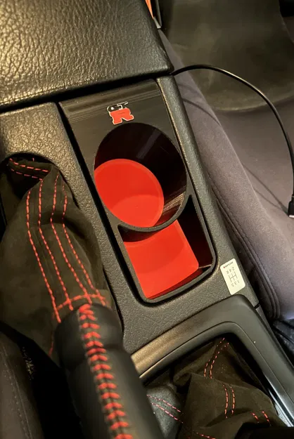 Giá đỡ cốc R32 Skyline hoàn hảo cho xe hơi - Image 1