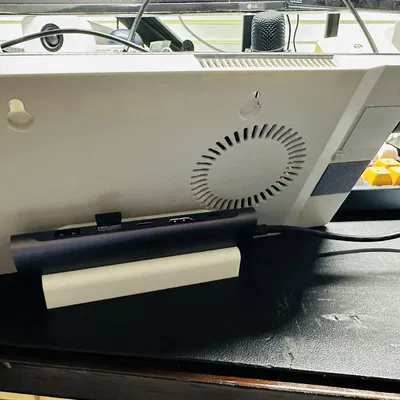 Giá đỡ cho thùng máy Cooler Master với khe cắm USB C