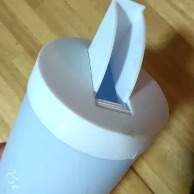 Nắp đậy với vòi rót cho bình yerba mate