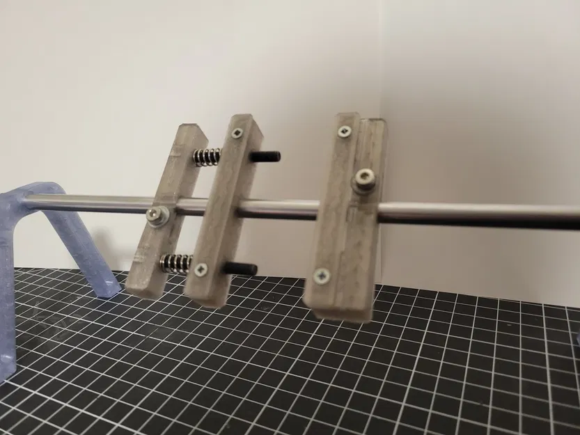 Kẹp mạch PCB tự chế từ linh kiện rời - Image 1