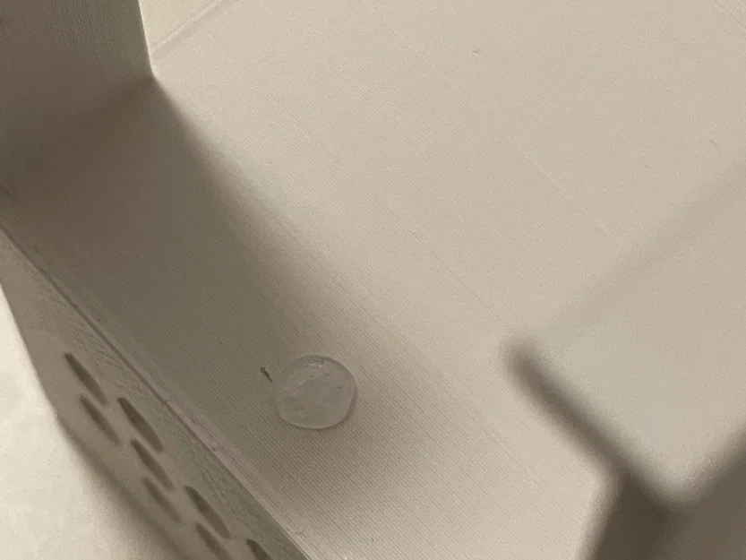 Khay để điện thoại di động và điều khiển cho chân Ikea Lack - Image 4