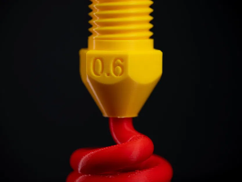 Tượng giải thưởng vòi phun in 3D với đế ổn định - Image 4