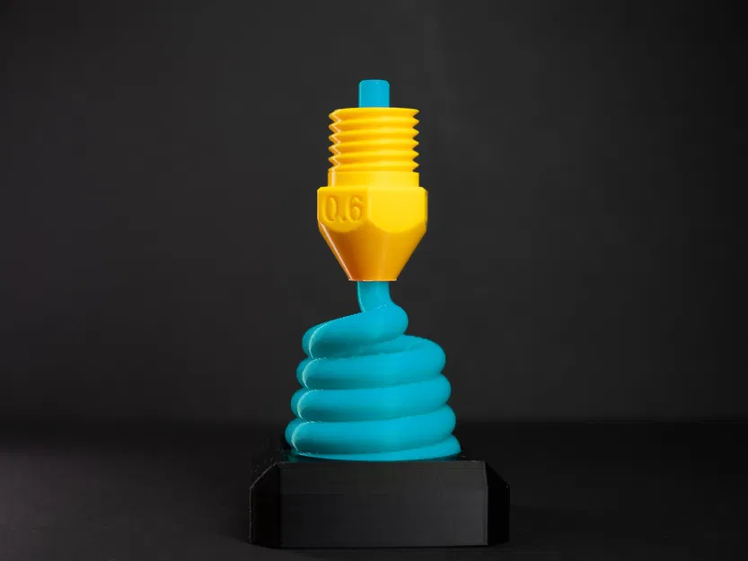 Tượng giải thưởng vòi phun in 3D với đế ổn định - Image 6