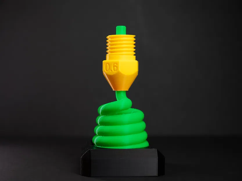 Tượng giải thưởng vòi phun in 3D với đế ổn định - Image 7