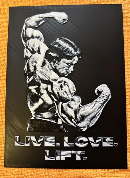Hình ảnh Arnold Schwarzenegger trong tư thế bicep đôi - Image 1