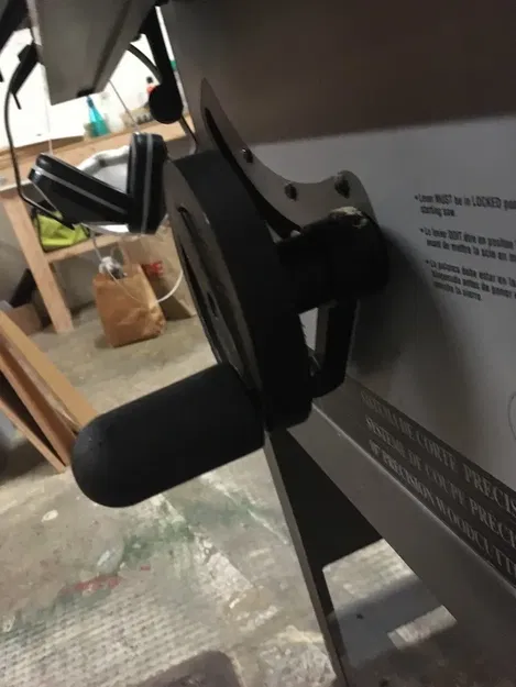 Bánh xe điều chỉnh cho máy cưa bàn Ryobi BT3000 - Image 5