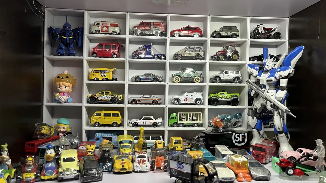 Kệ trưng bày mô hình xe Hot Wheels và Tomica - Image 2