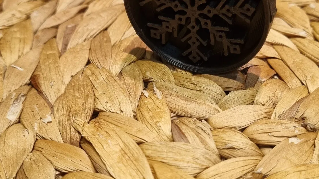 Khuôn cắt bánh quy Giáng Sinh hình bông tuyết 5 cm - Image 2