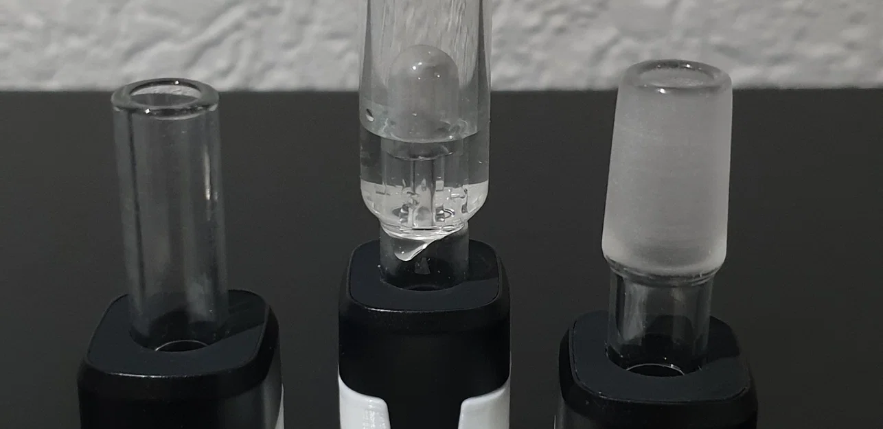 Giá đỡ phụ kiện XMAX V3 Pro gọn gàng và tiện lợi - Image 1