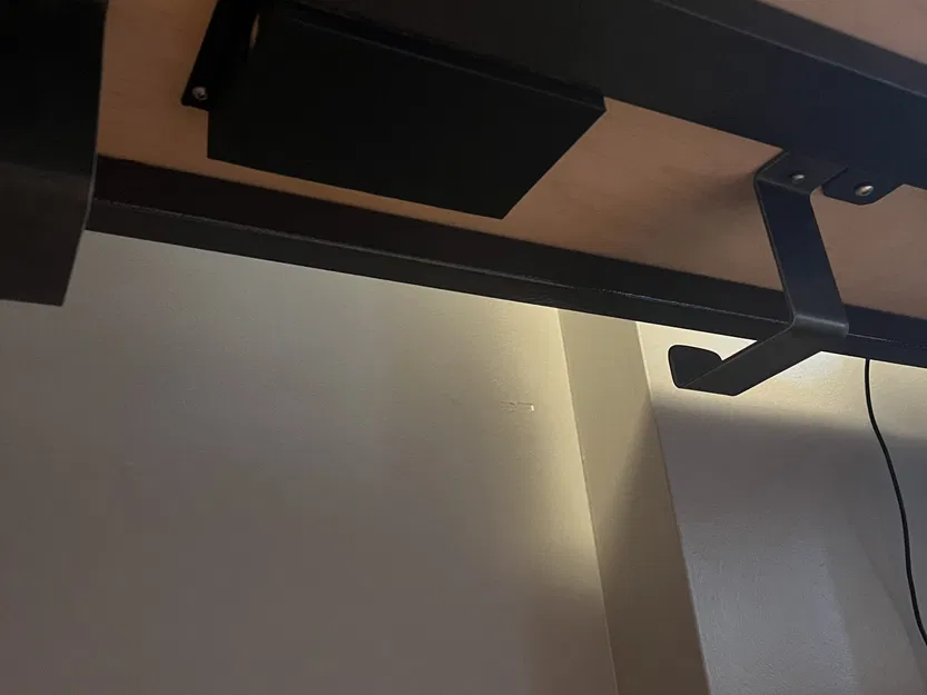 Giá đỡ cho bộ chuyển mạch D-Link 8 cổng Gigabit dưới bàn - Image 3