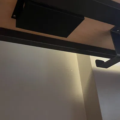 Giá đỡ cho bộ chuyển mạch D-Link 8 cổng Gigabit dưới bàn