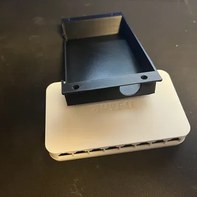 Giá đỡ cho bộ chuyển mạch D-Link 8 cổng Gigabit dưới bàn