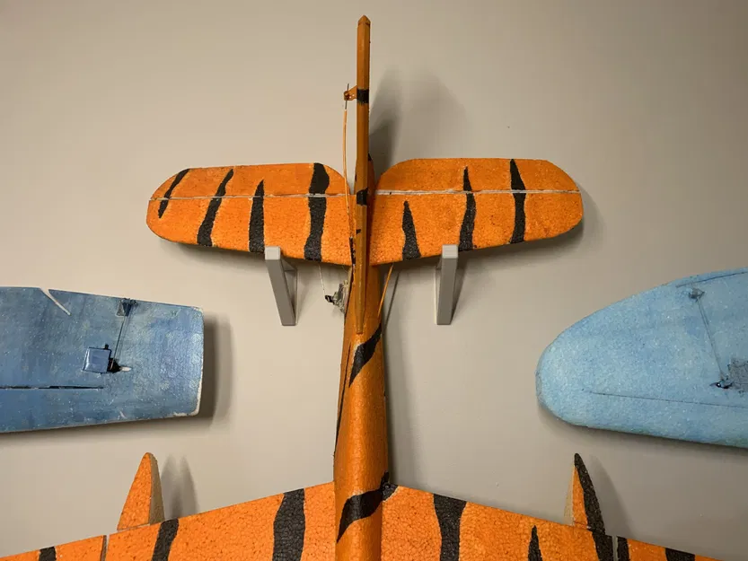 Móc treo tường hình tam giác đa năng - Image 1