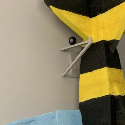 Móc treo tường cho mô hình máy bay điều khiển từ xa