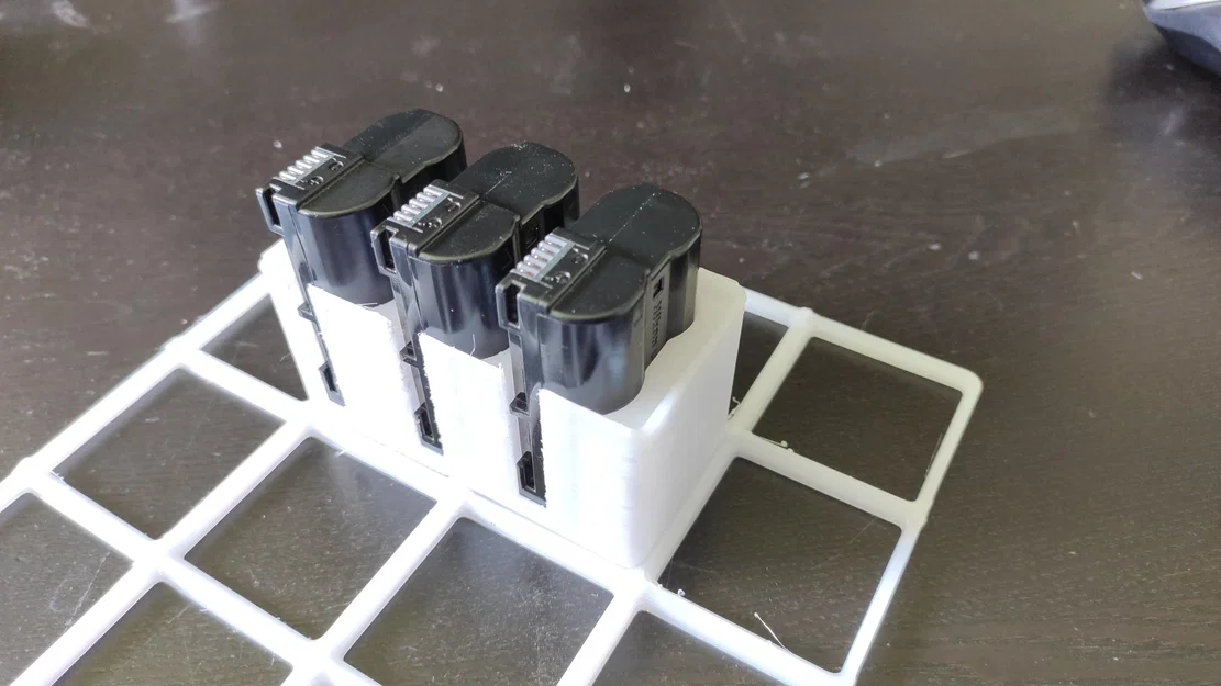 Giá đỡ pin EN-EL15 cho Nikon theo hệ thống Gridfinity - Image 1