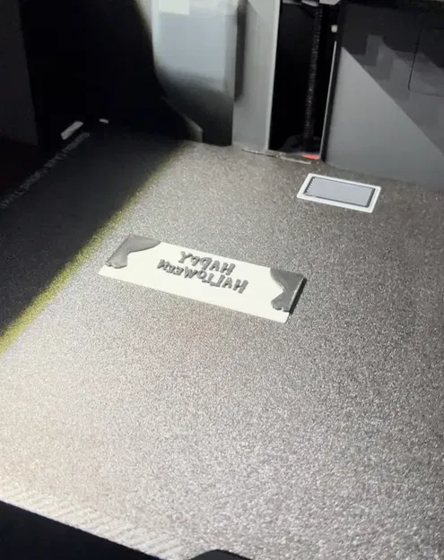 Đồ trang trí xe tang ma ám có đèn nền - Image 1