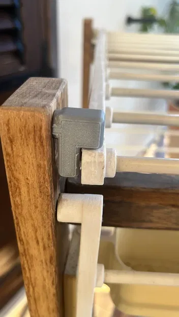 Sửa chữa móc hỗ trợ cho giá phơi quần áo Foppapedretti - Image 2