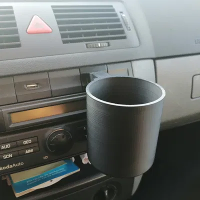 Giá đỡ cốc và điện thoại cho SKODA Fabia I