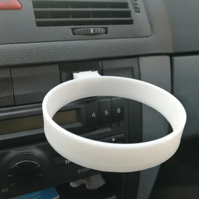 Giá đỡ cốc và điện thoại cho SKODA Fabia I