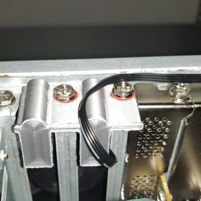 Giá đỡ quạt cho khe mở rộng PC