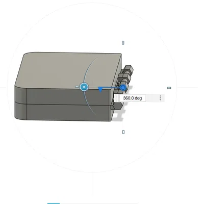 Hộp có ngăn chứa đồ với bản lề
