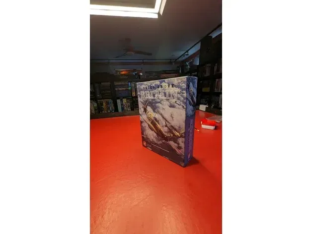 Giá đỡ thẻ bài cho trò chơi Skies Above Britain - Image 2