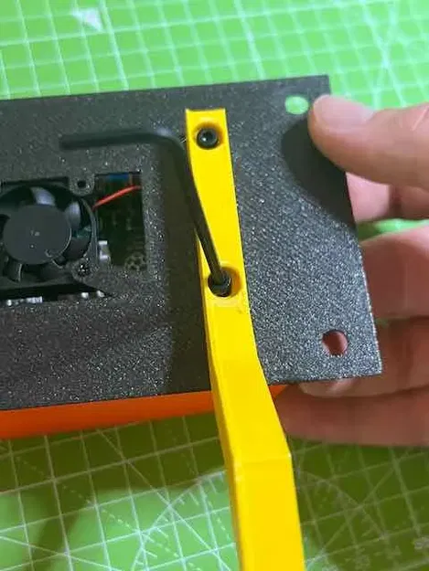 Giá đỡ cho RPI4 và màn hình 5 inch trong hộp Prusa - Image 11