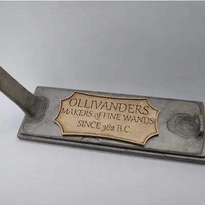 Giá đỡ đũa phép và đĩa remix của Ipm