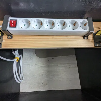 Giá đỡ quản lý cáp với hướng dẫn Velcro