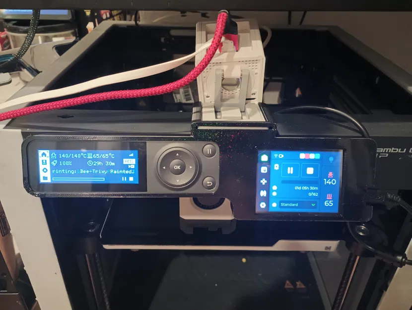 Giá đỡ Wyze V2 XTouch (P1 Touch) với cổng USB - Image 1