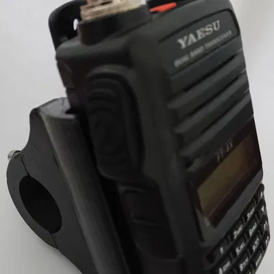 Giá đỡ tay lái cho máy bộ đàm Yaesu FT-4X
