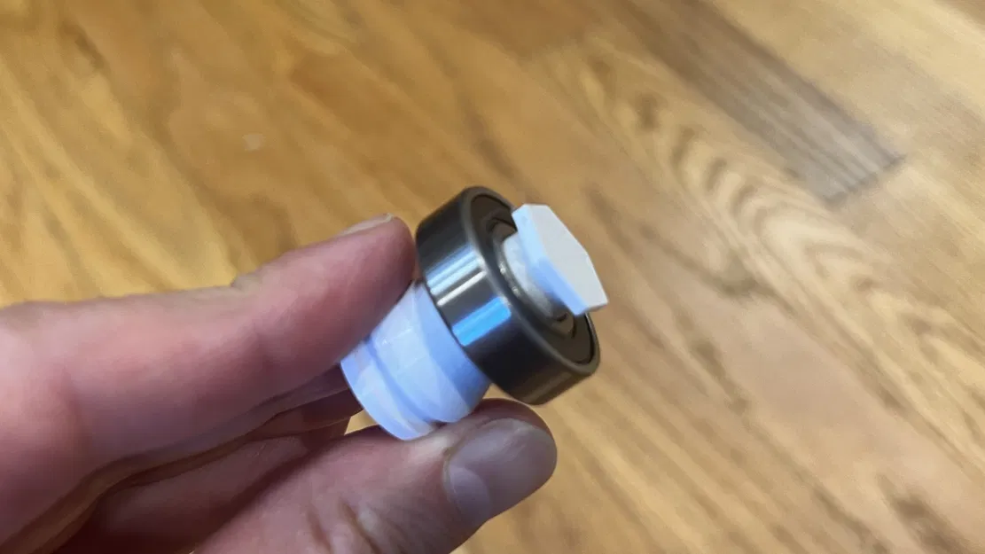 Giá đỡ cuộn filament gắn tường với vòng bi 6001-2RS - Image 3