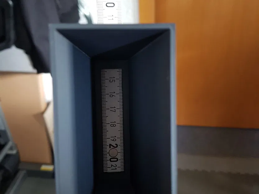 Giá đỡ laser cho máy đo chiều dài trong điều kiện ánh sáng kém - Image 1