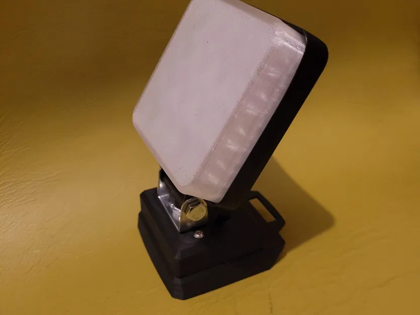 Bộ khuếch tán cho đèn pha LED 8x8cm (Parkside 20v) - Image 1