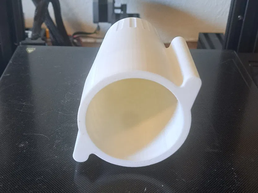 Mô hình wire nut tỷ lệ 500% dùng trang trí - Image 3