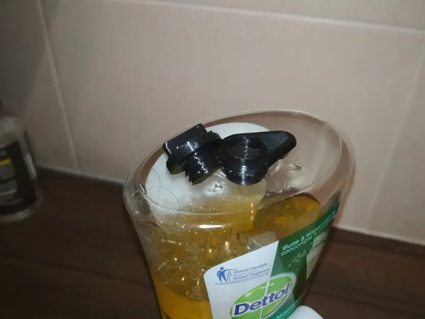 Nắp đậy Sagrotan với thiết kế có thể vặn vít - Image 1